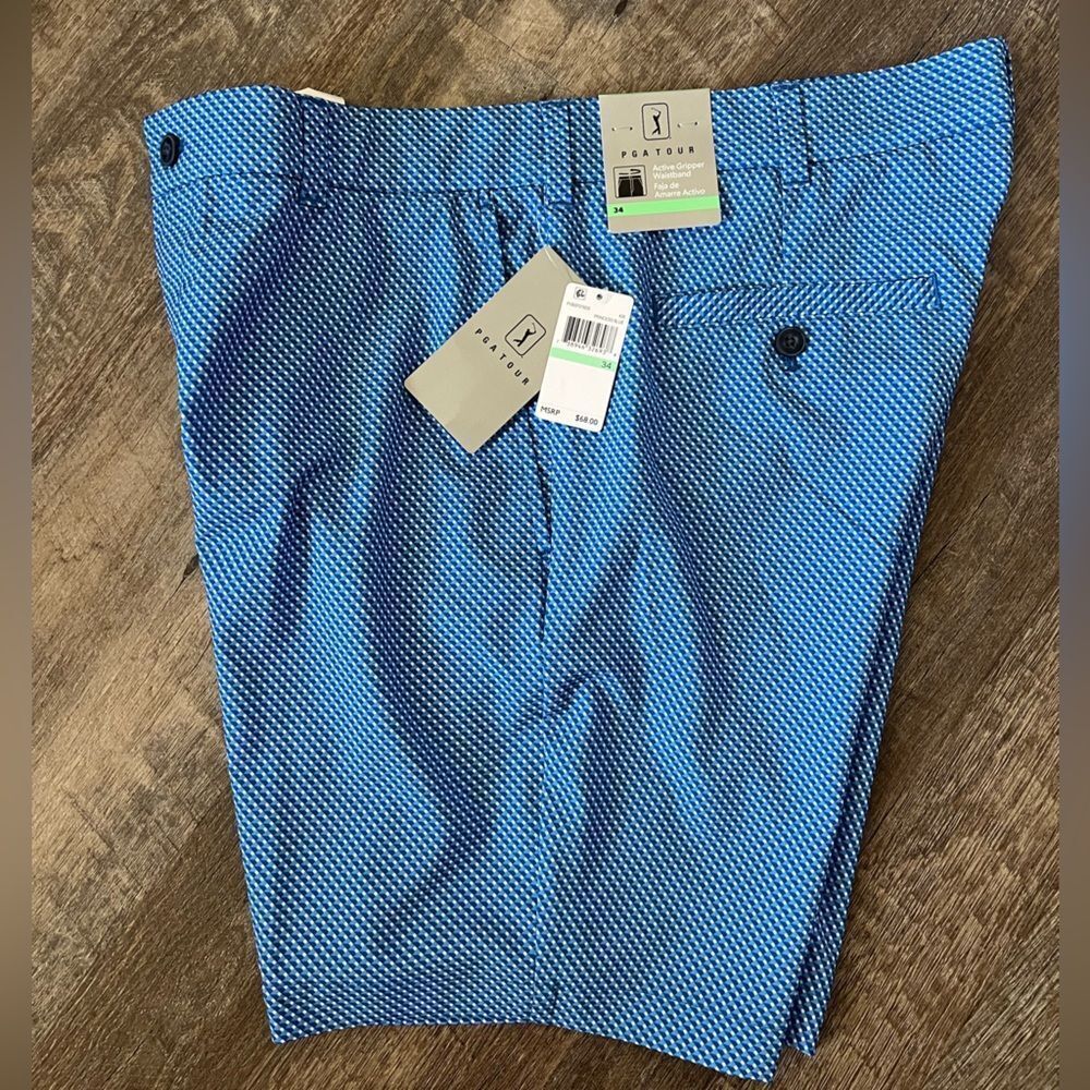 PGA TOUR Mens 8" Mid Rise Moisture Wicking Golf Short-Size 34